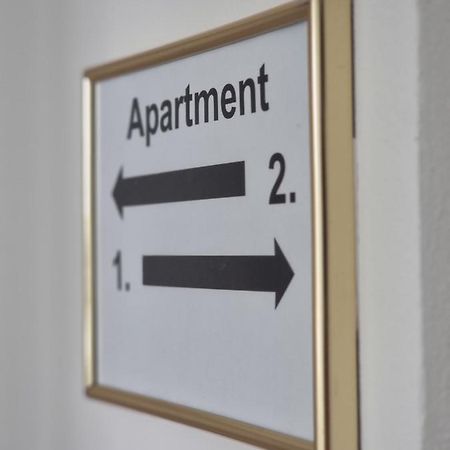 Spacious Apartment Near Hockey And Football Arena Братислава Экстерьер фото